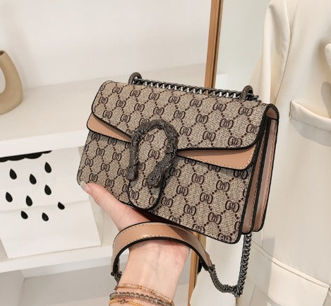 Dinar (light brown)
